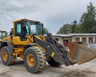 VOLVO L90H a vážení kamene